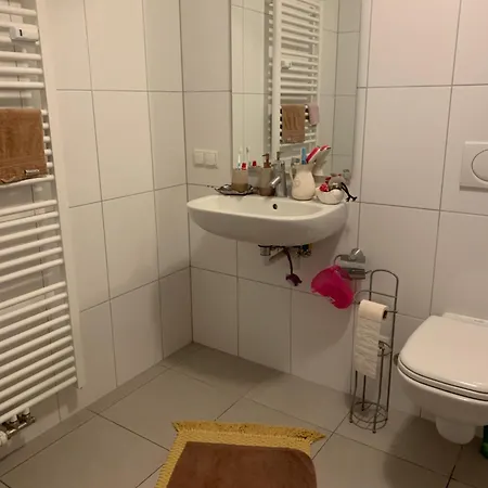 Schoenes In Zentrum Apartment